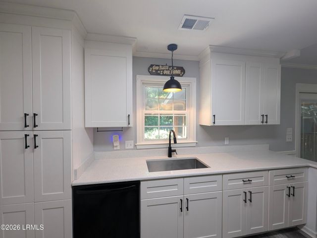 2 Juniper Lane, Bluffton, SC 29910