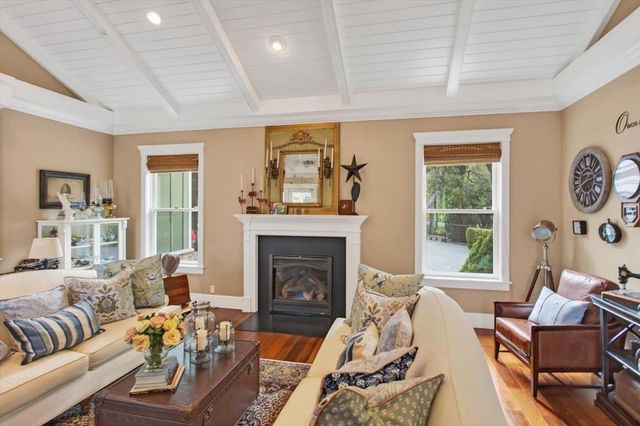 18355 Idylwild Road, Los Gatos, CA 95033