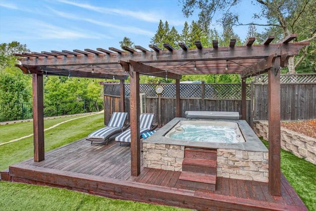 18355 Idylwild Road, Los Gatos, CA 95033