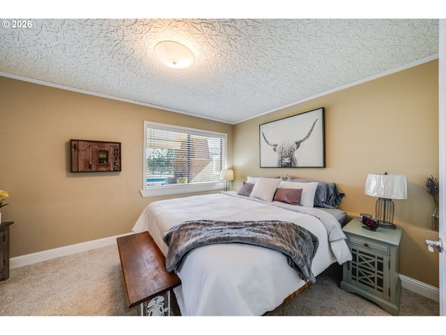 34412 Se 20th St, Washougal, WA 98671