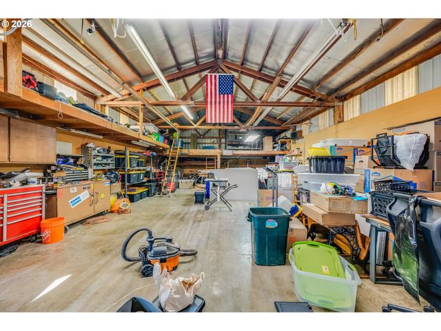 34412 Se 20th St, Washougal, WA 98671