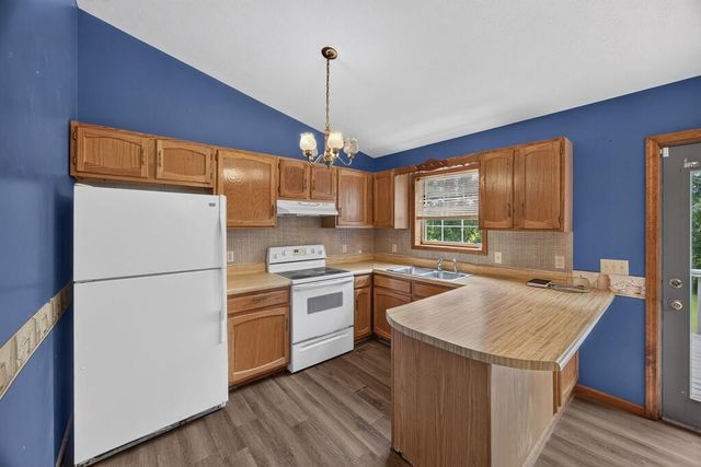 4536 Old Sparta Rd, Cookeville, TN 38506