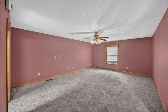 4536 Old Sparta Rd, Cookeville, TN 38506