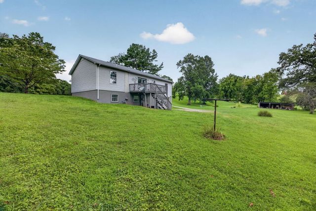 4536 Old Sparta Rd, Cookeville, TN 38506