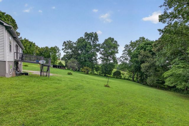 4536 Old Sparta Rd, Cookeville, TN 38506