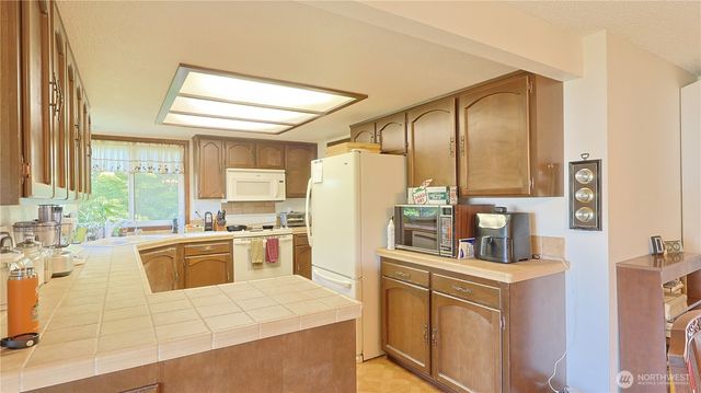 1136 7th Avenue S, Edmonds, WA 98020