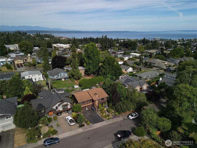 1136 7th Avenue S, Edmonds, WA 98020