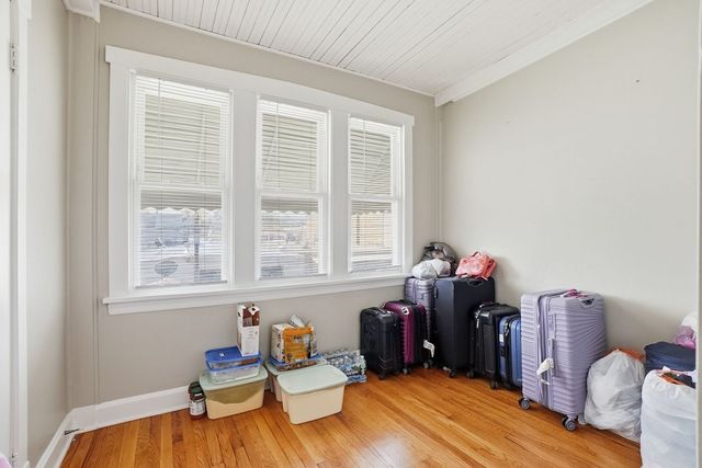 4512 N Kasson Avenue, Chicago, IL 60630