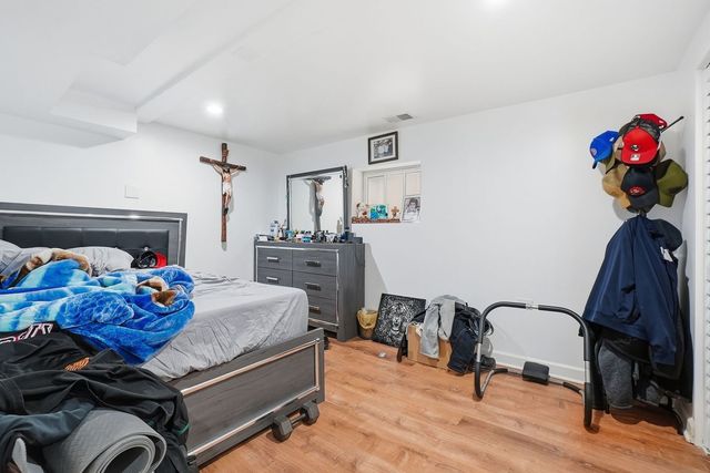 4512 N Kasson Avenue, Chicago, IL 60630