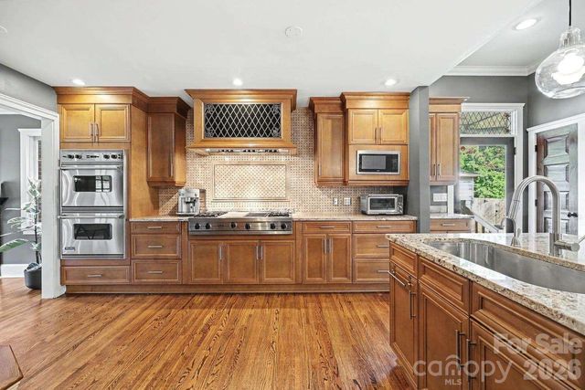 2215 Hassell Place, Charlotte, NC 28209