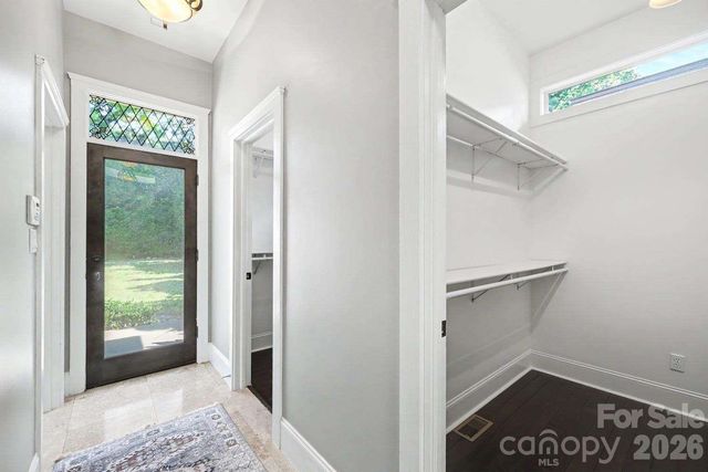 2215 Hassell Place, Charlotte, NC 28209