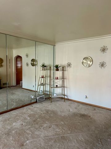 12334 S Loomis Street, Calumet Park, IL 60827