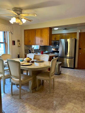 12334 S Loomis Street, Calumet Park, IL 60827