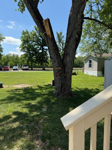 66 Oak Street, Minooka, IL 60447