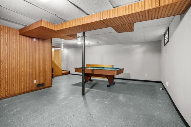 1216 25TH PLACE NW, Minot, ND 58703