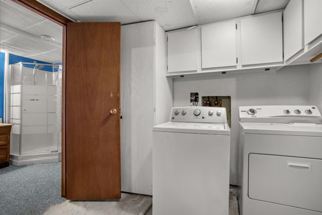 1216 25TH PLACE NW, Minot, ND 58703