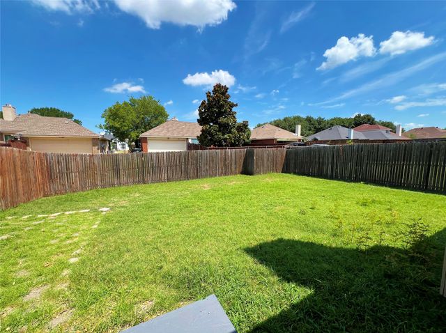 7700 Glenoaks Drive, Frisco, TX 75034