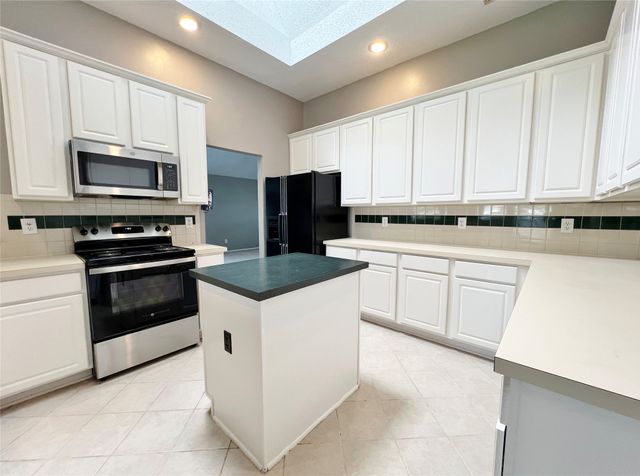 7700 Glenoaks Drive, Frisco, TX 75034
