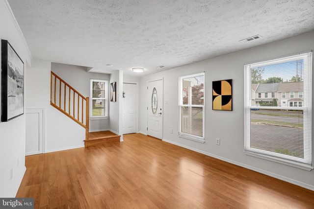22375 STABLEHOUSE DR, Sterling, VA 20164
