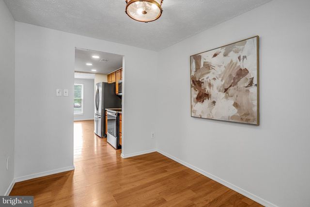 22375 STABLEHOUSE DR, Sterling, VA 20164