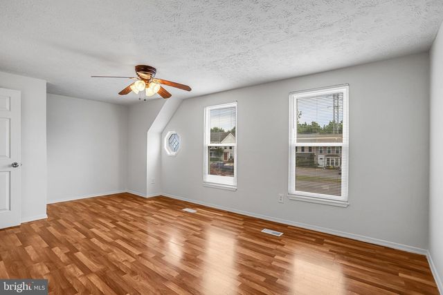 22375 STABLEHOUSE DR, Sterling, VA 20164