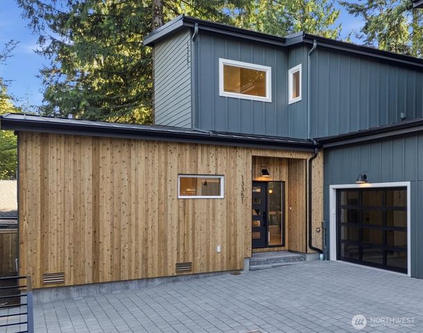 13351 25th Avenue NE, Seattle, WA 98125