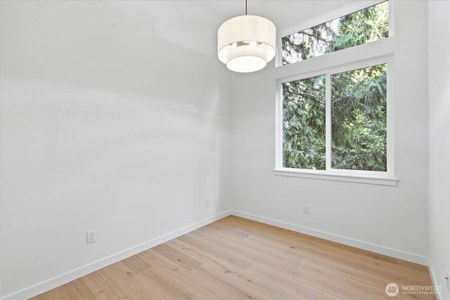 13351 25th Avenue NE, Seattle, WA 98125