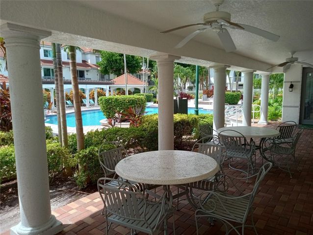 2018 Alta Meadows Lane 407, Delray Beach, FL 33444