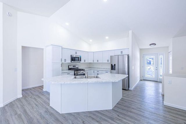 4910 PINE NEEDLE WAY, Wisconsin Rapids, WI 54494