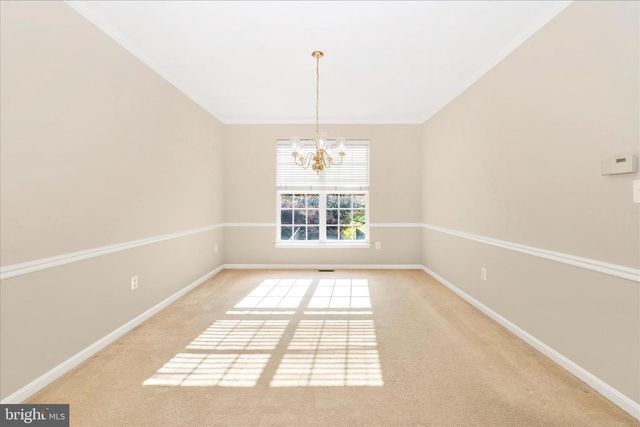 102 SUNLIGHT DR, Frederick, MD 21702