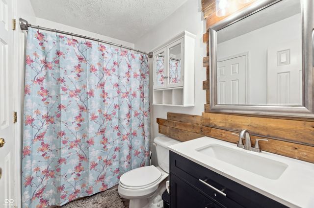 907 Cragwood Court, Plainfield, IN 46168