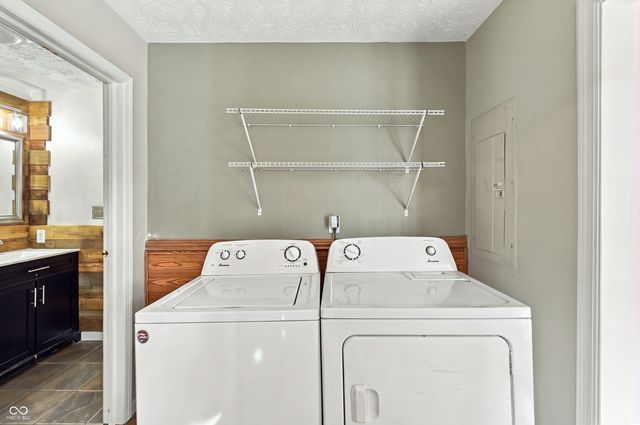907 Cragwood Court, Plainfield, IN 46168