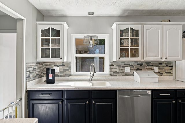 907 Cragwood Court, Plainfield, IN 46168