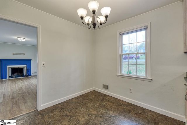 200 Princeton Avenue, Greenville, SC 29607