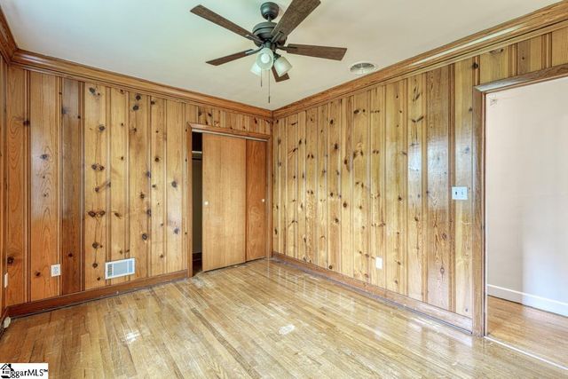 200 Princeton Avenue, Greenville, SC 29607