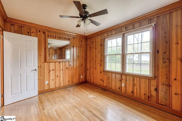 200 Princeton Avenue, Greenville, SC 29607