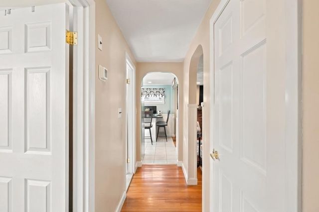 33 Nicholson St, Lynn, MA 01905