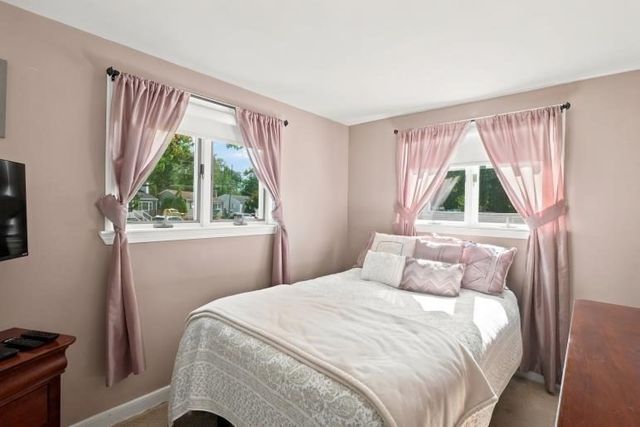 33 Nicholson St, Lynn, MA 01905