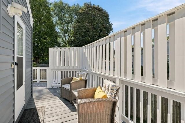 33 Nicholson St, Lynn, MA 01905
