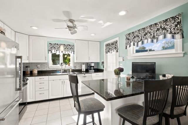 33 Nicholson St, Lynn, MA 01905