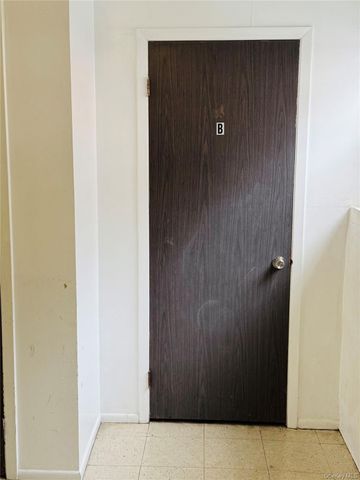 8 Dove Court 8B, Croton-on-hudson, NY 10520