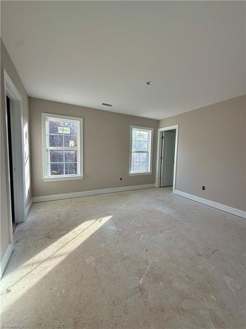 393 Enclave Drive, Clemmons, NC 27012