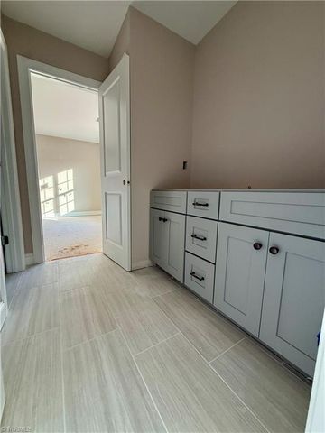 393 Enclave Drive, Clemmons, NC 27012