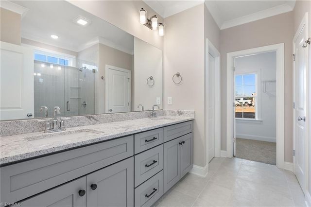 393 Enclave Drive, Clemmons, NC 27012