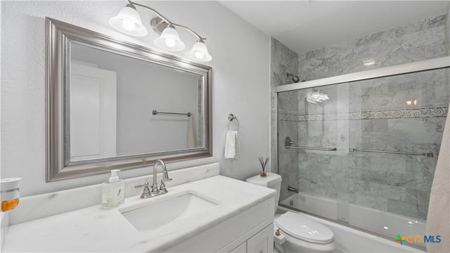 734 Summerwood Drive, New Braunfels, TX 78130