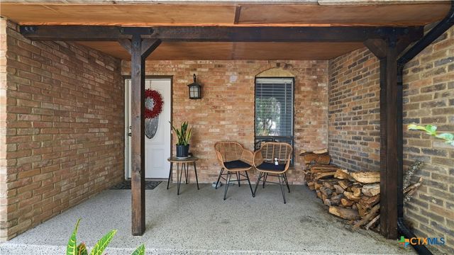 734 Summerwood Drive, New Braunfels, TX 78130