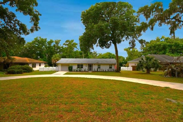 2898 ALAMEDA DEL NORTE, Eustis, FL 32726