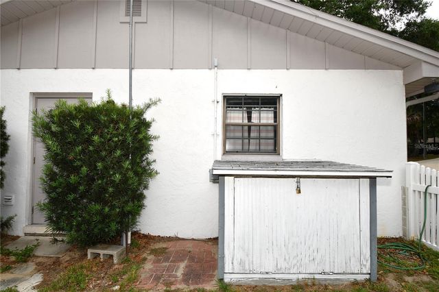 2898 ALAMEDA DEL NORTE, Eustis, FL 32726