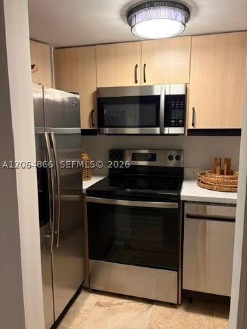 2951 S Bayshore Dr 212, Miami, FL 33133