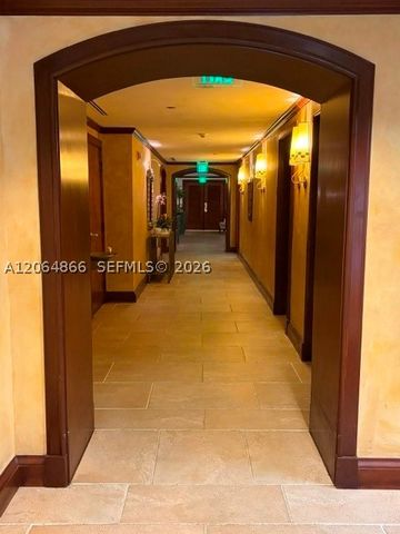 2951 S Bayshore Dr 212, Miami, FL 33133